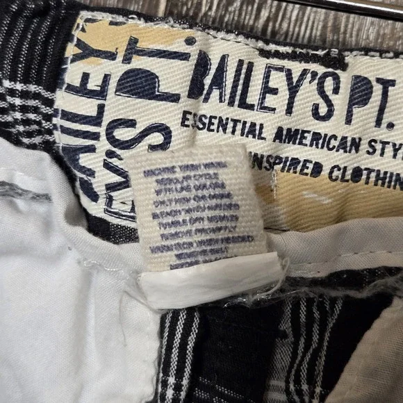 Baileys Pt. Plaid Cargo Shorts Boys Size 10 Black - Picture 10 of 10